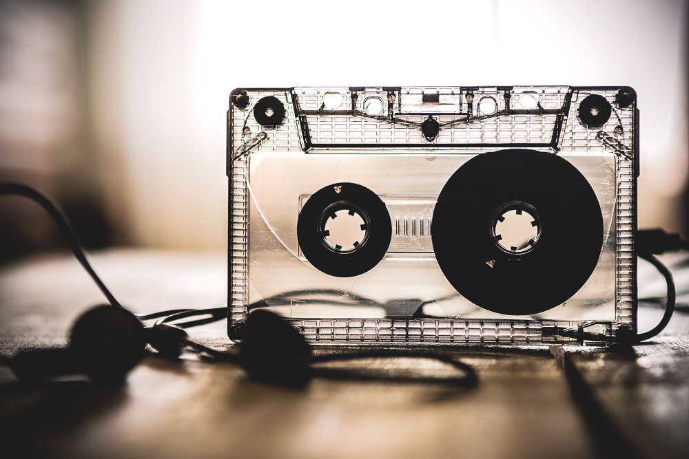 Clear cassette tape body